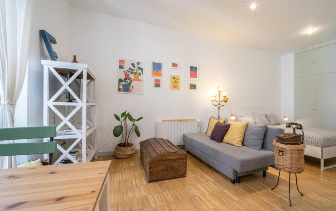 Apartamentos Moratin Las Letras Мадрид Екстериор снимка