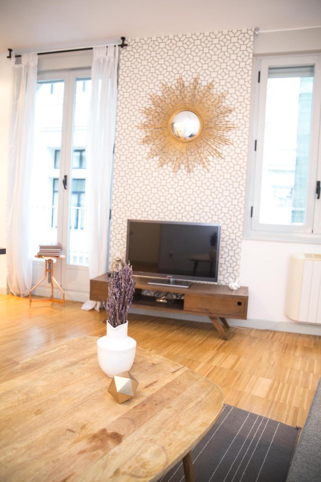Apartamentos Moratin Las Letras Мадрид Екстериор снимка